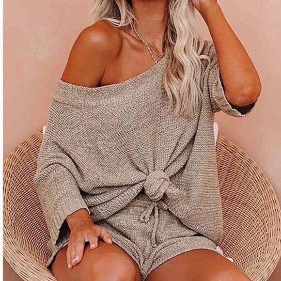 2 Piece Shorts & Top Sweater Set - Picture 1 of 7